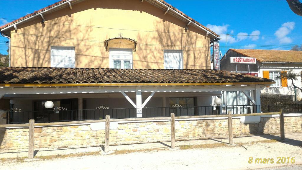 Chez Cecile Hotel Mornas Exterior foto